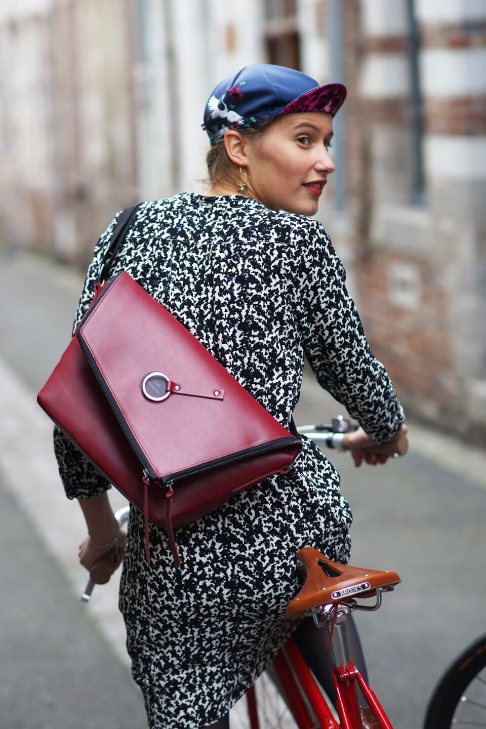 bike messenger bags womens